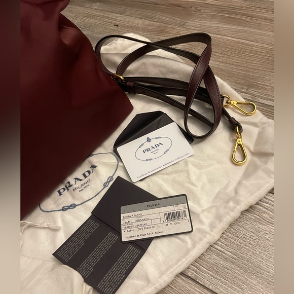 ❌SOLD❌ Authentic Prada bag Borsa A mano - Picture 2 of 12